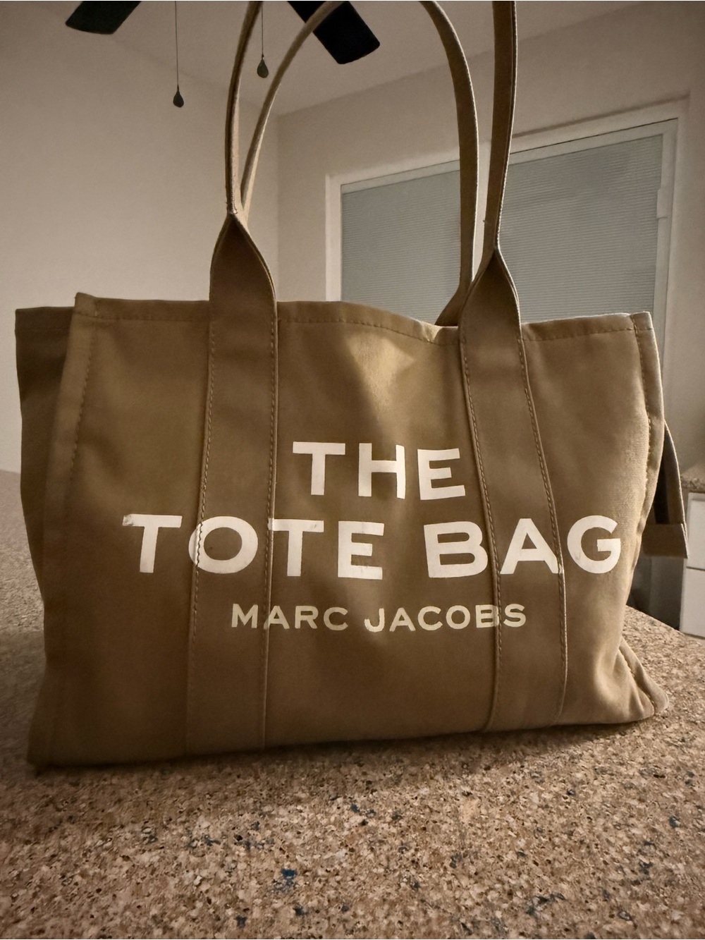 Marc Jacobs Tote Bag in Olive